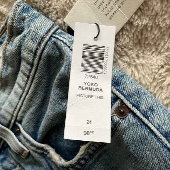 NWT Aritzia Denim Forum The Yoko Bermuda Short - Picture 6 of 12